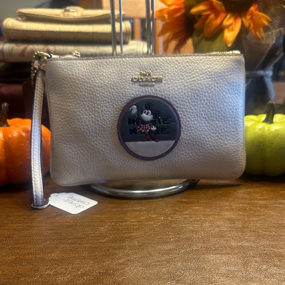 Coach X Disney Collab Cream Wristlet with Minnie Mouse Patch EUC